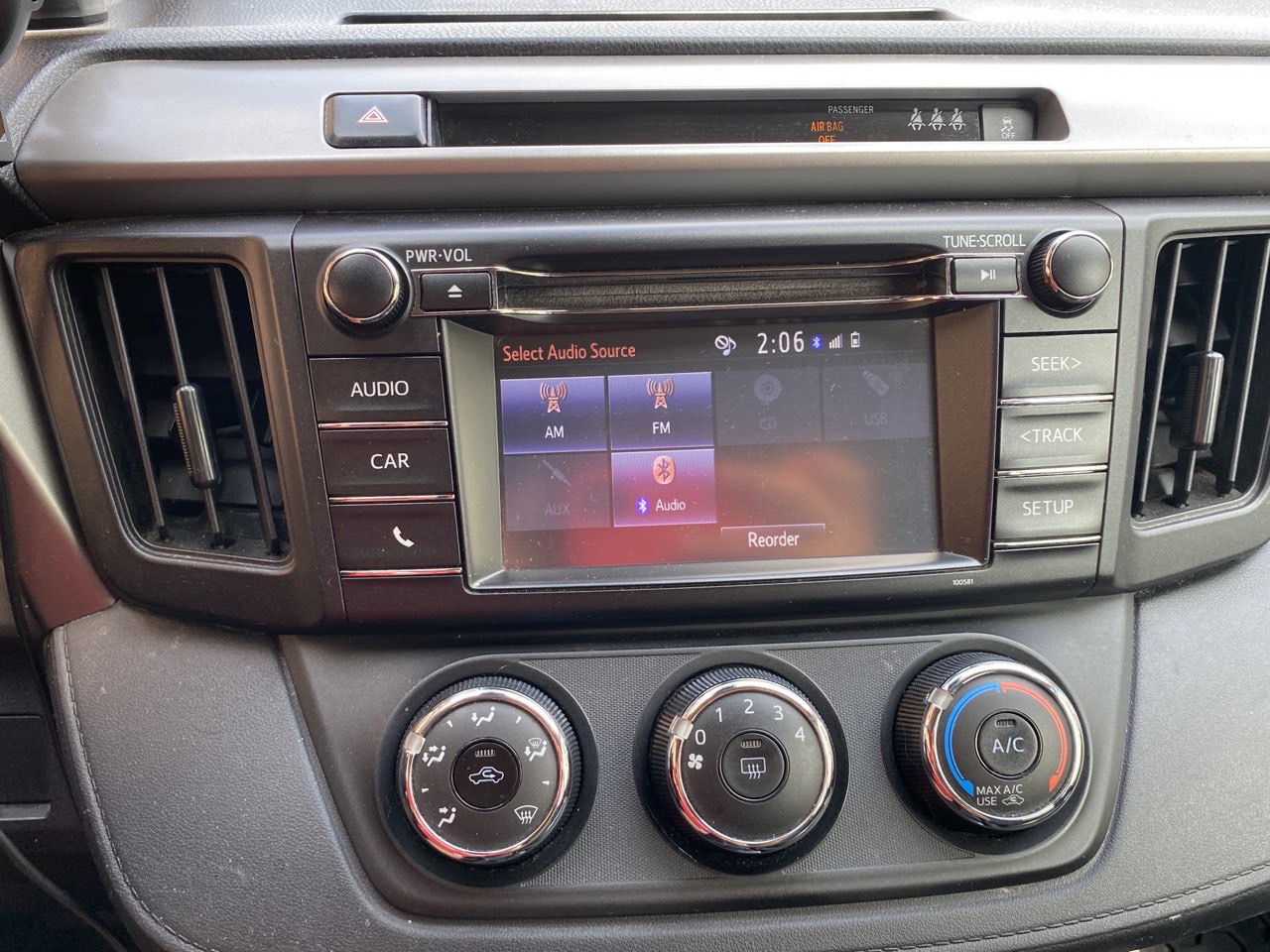 Toyota RAV4 2017 - photo 5