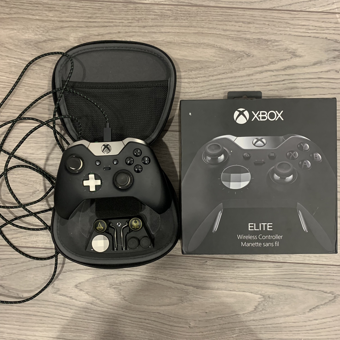 XBOX SERIES X + ELITE CONTROLLER - photo 2