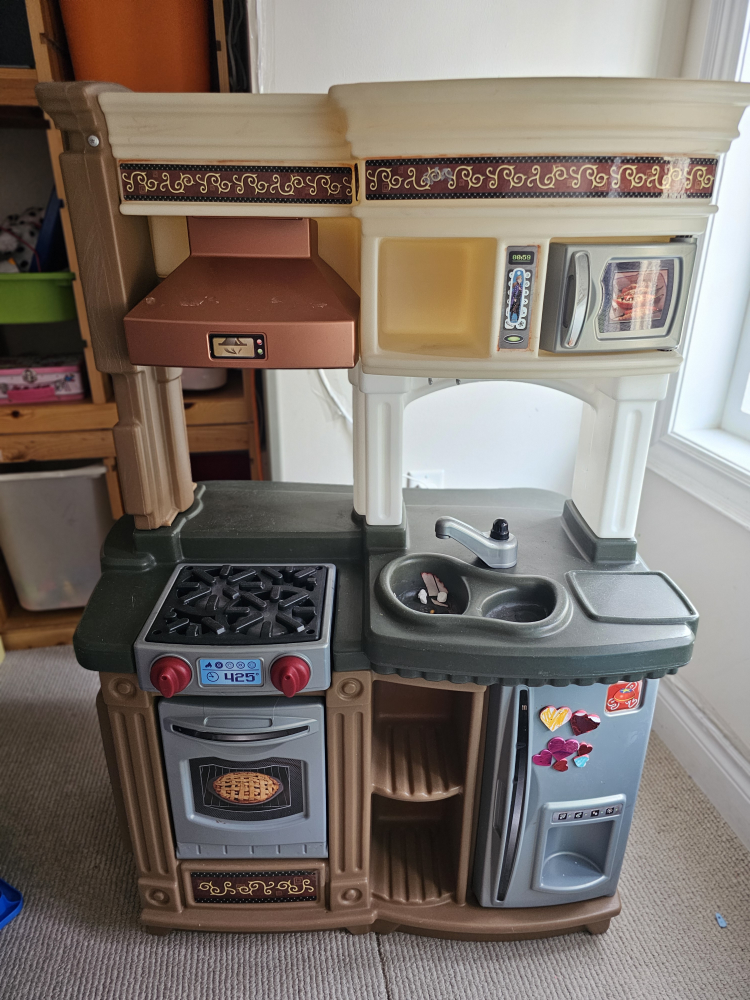 Step 2 Kitchen thumbnail