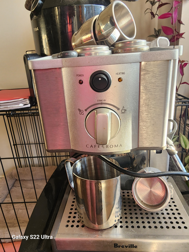 Beeville Espresso Machine