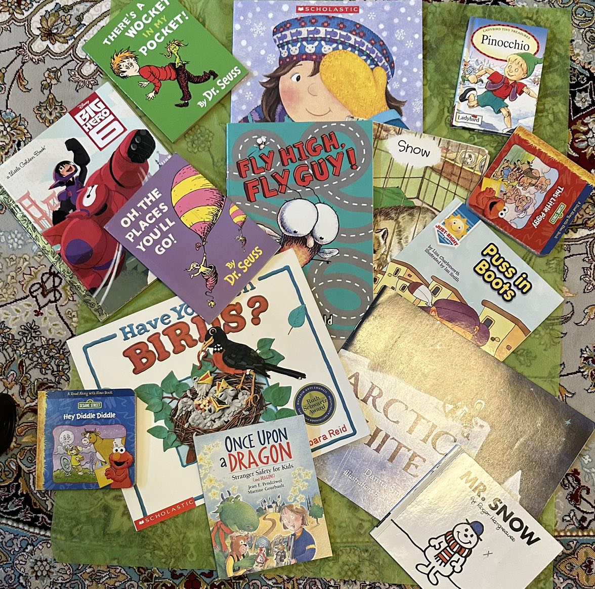 Bundle of 14 kids book "🧡" thumbnail