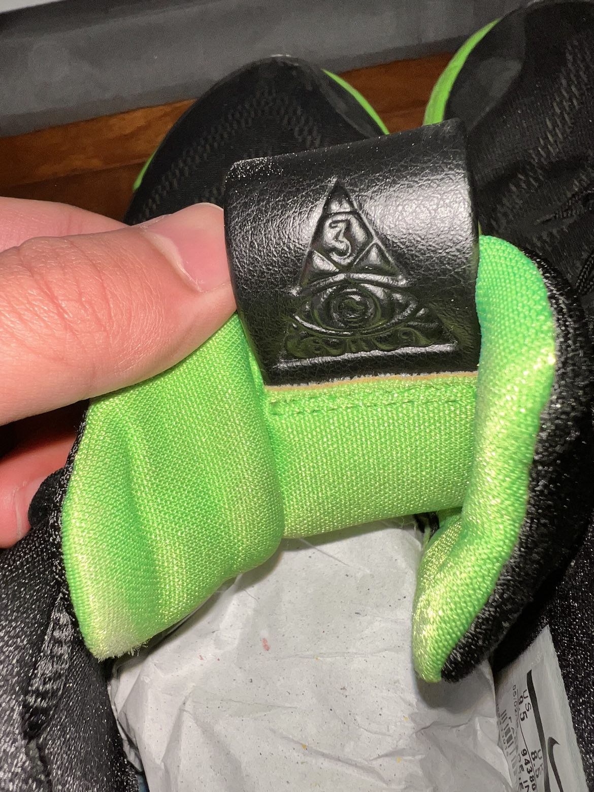 Kyrie 4 Halloween - photo 5