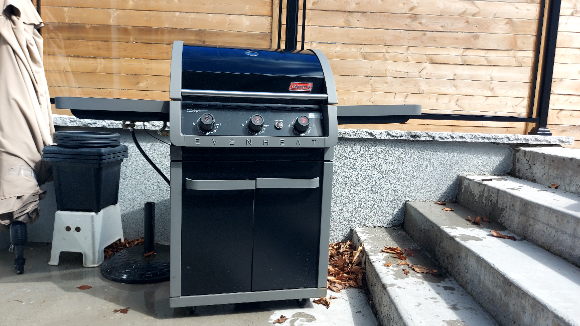 Coleman BBQ propane thumbnail