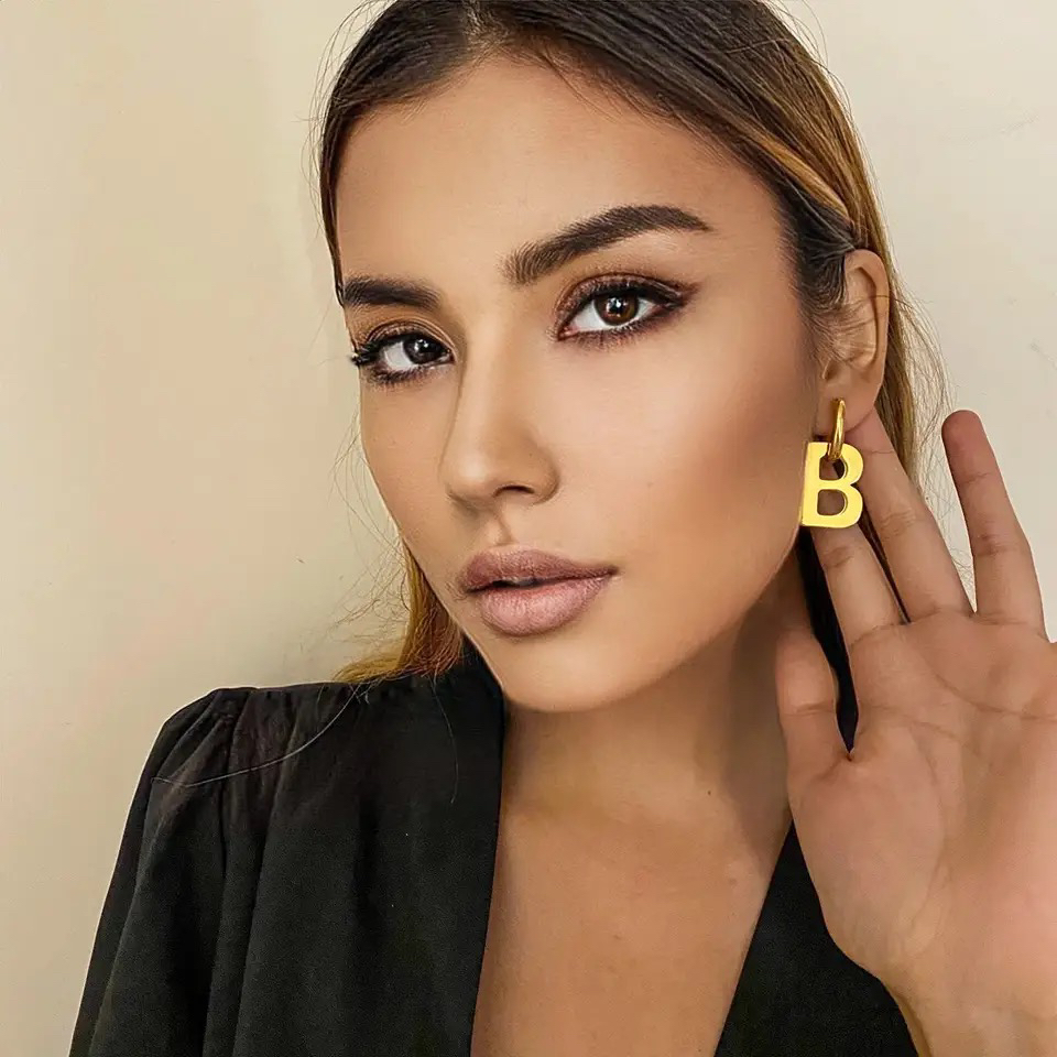 Brand new B letter stainless earrings - photo 2