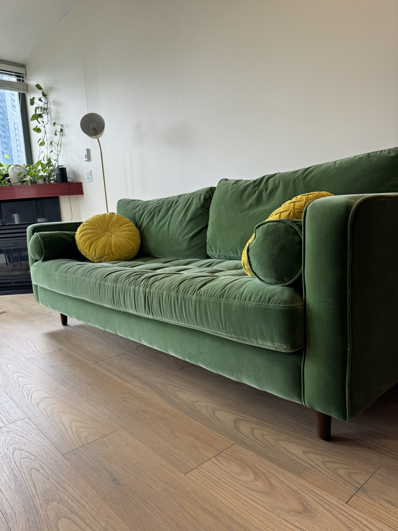 Article Green Velvet Sofa - photo 2