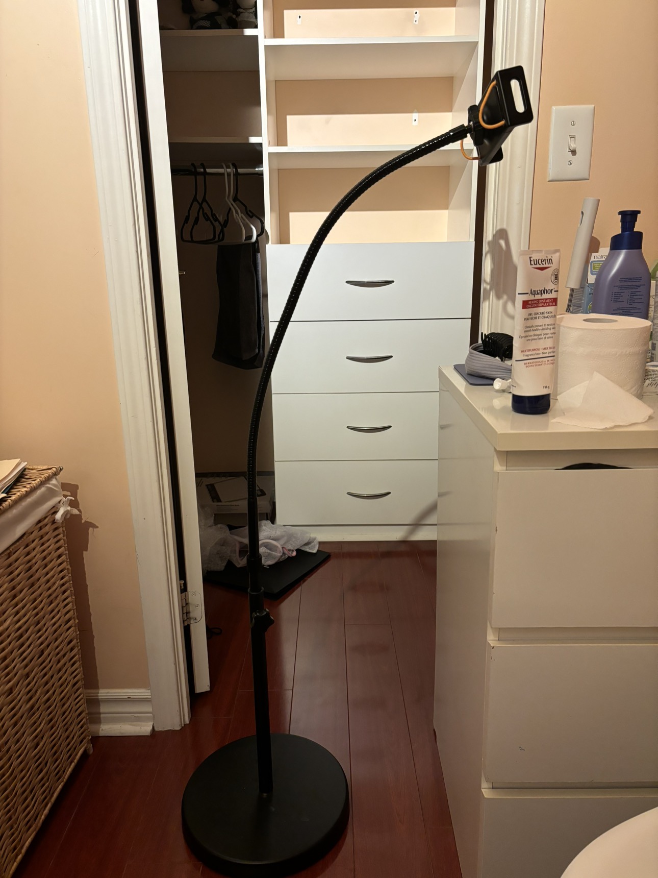 Ipad, cellphone stand $60 thumbnail