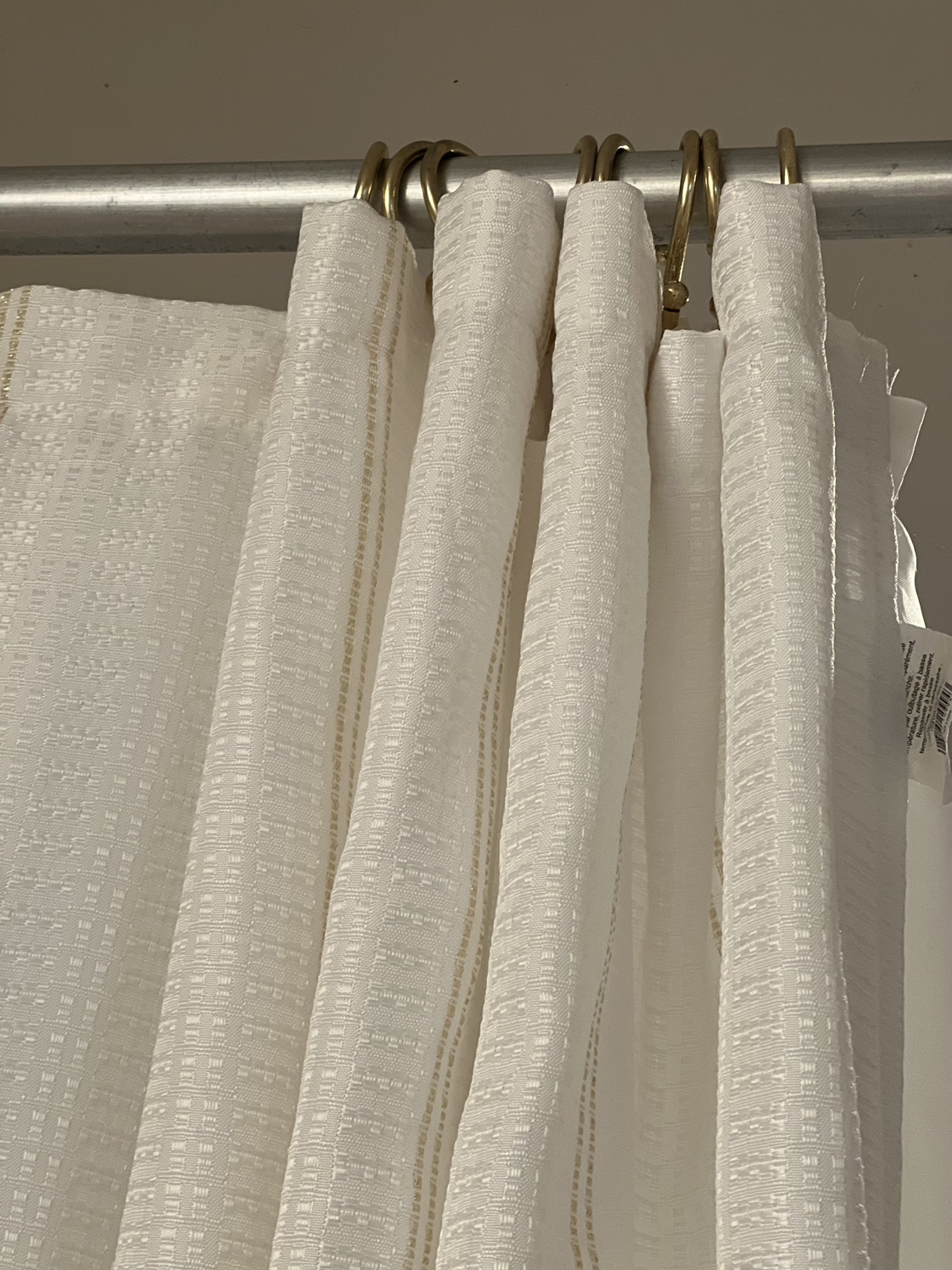 Bathroom Items - photo 4