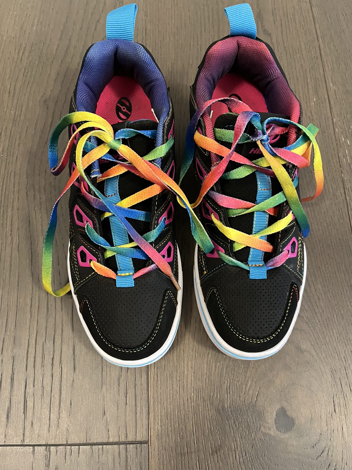 Heeley’s girls shoes on wheels sz 5Y new in box image indicator(4)