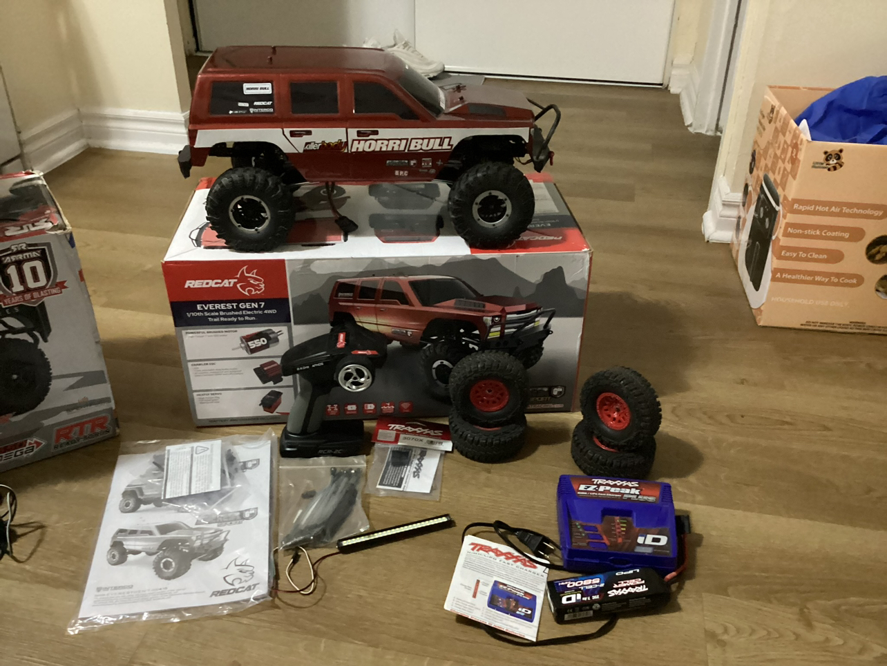 Rc cars. Arrma & Redcat image indicator(9)