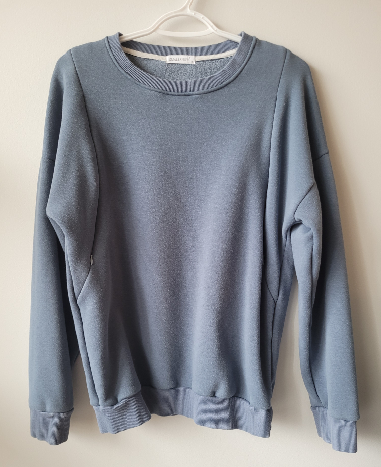 Breastfeeding sweatshirt