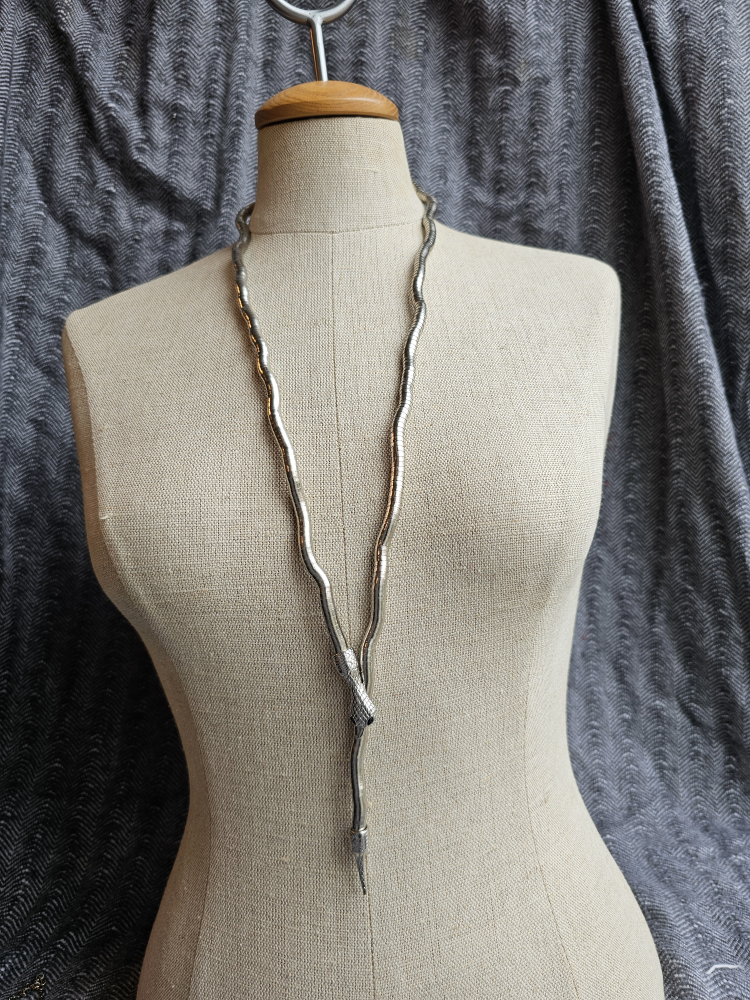 Multifunctional Silver Metal Snake 🐍 necklace / bracelet image indicator(3)