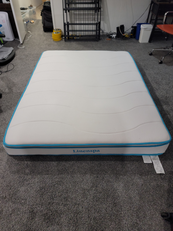Queen Size Linenspa Mattress