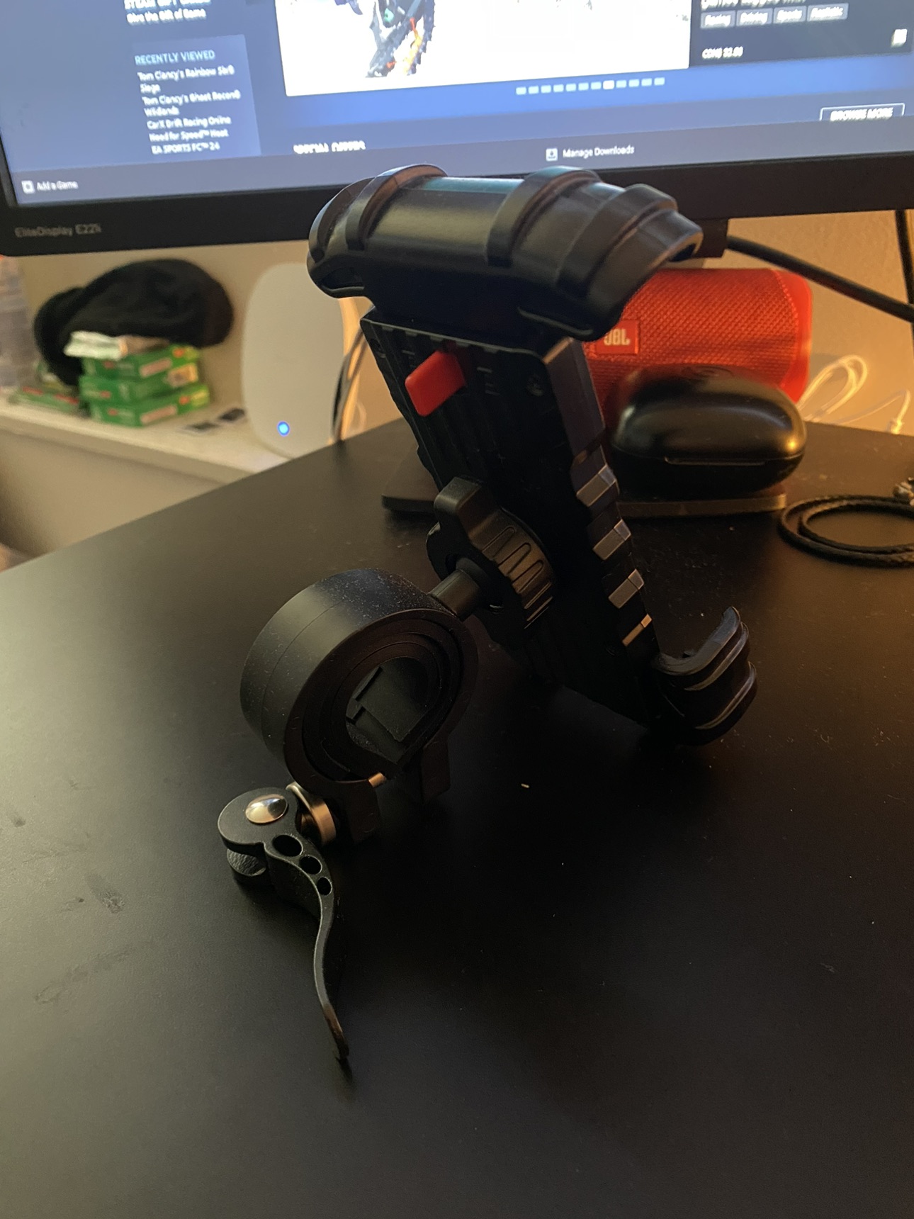 Phone holder - photo 2