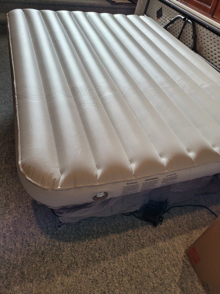 Deluxe Airbed