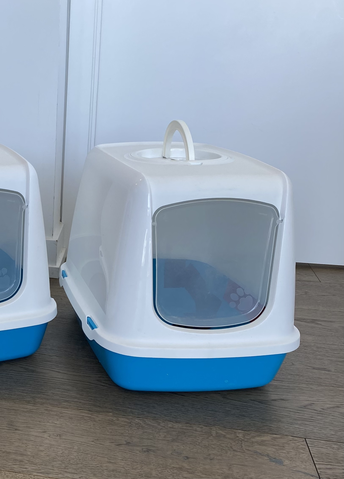 Litter box