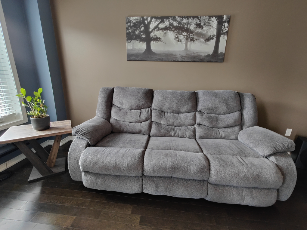 Ashley Recliners (3+2 seats) - Moving Sale - photo 5