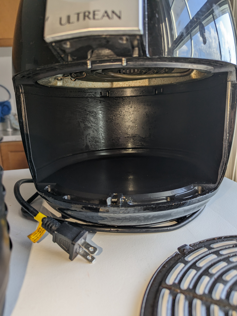 Ultrean Air Fryer, 4.2 Quart (4 Liter) used - photo 3
