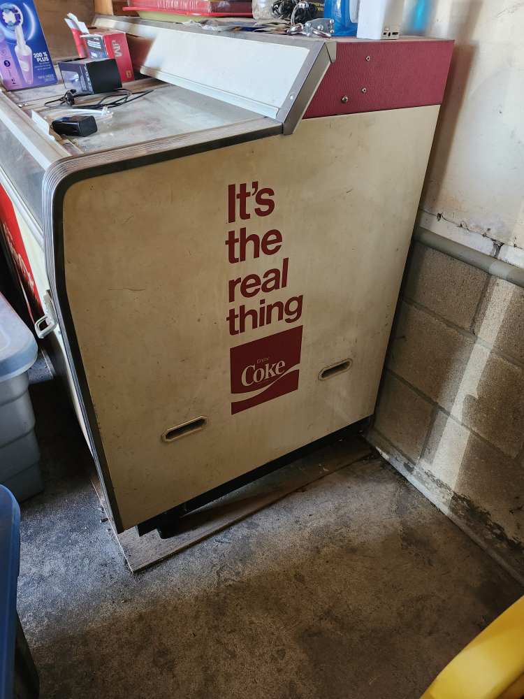 Coca-Cola Fridge image indicator(3)