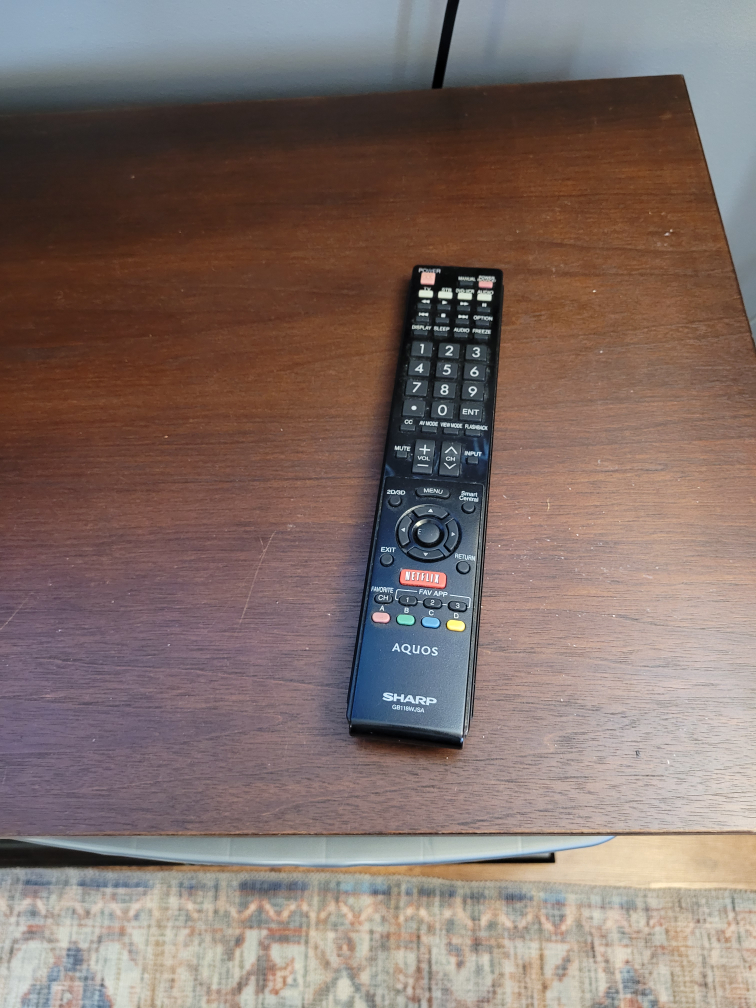 Sharp Aquos 70in LED TV 1080P - photo 4