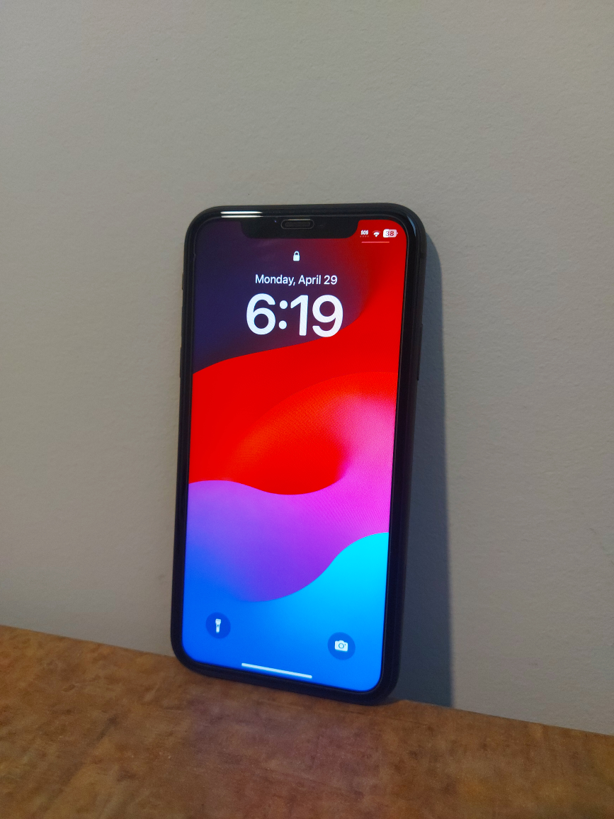 Iphone 11 excellent condition