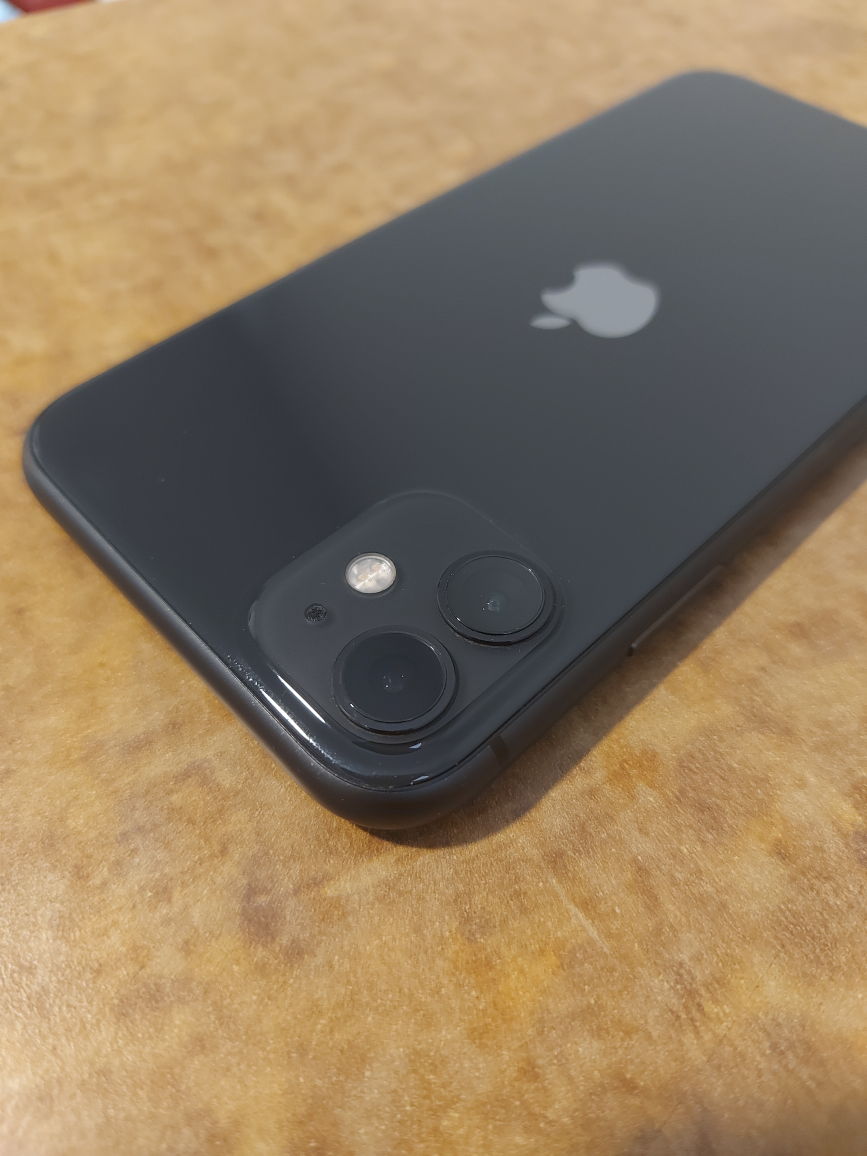 Iphone 11 excellent condition - photo 5