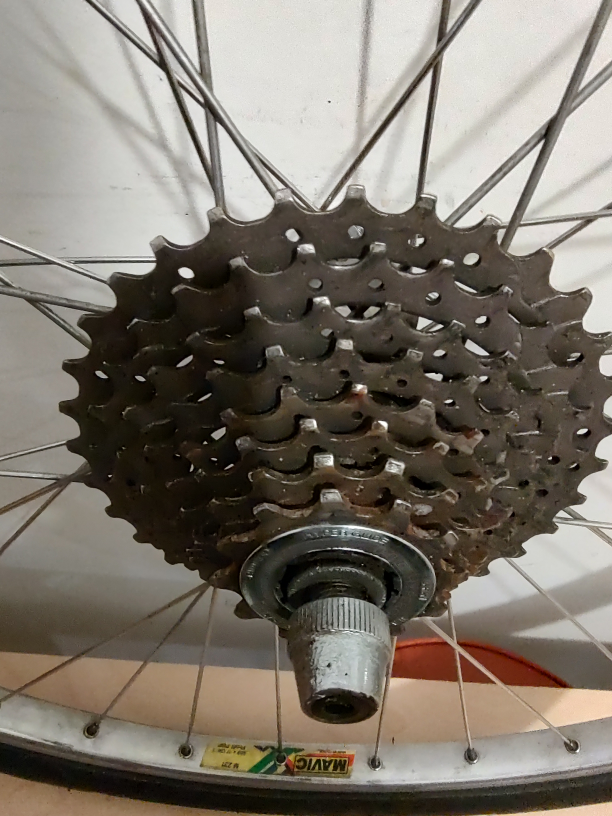 MAVIC (made in France) 26" wheel, 8 spd cassette - photo 2