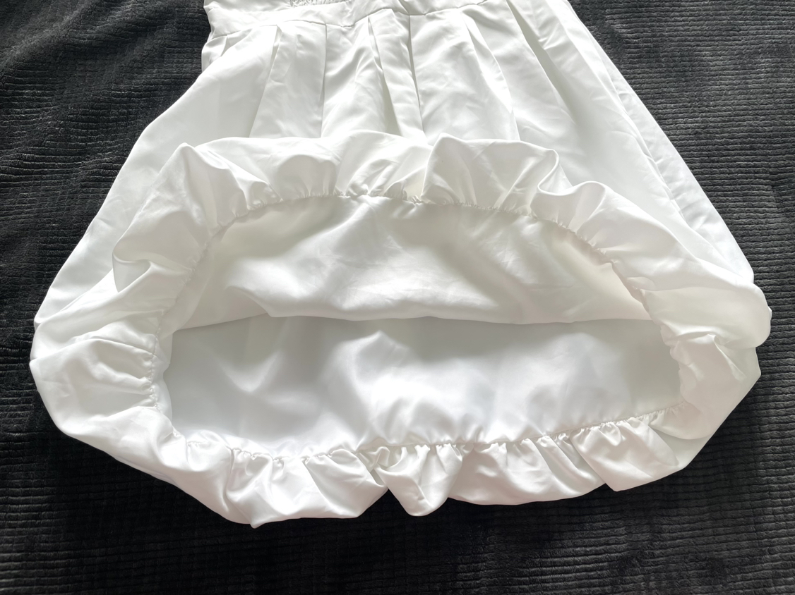 White puffy dress image indicator(4)