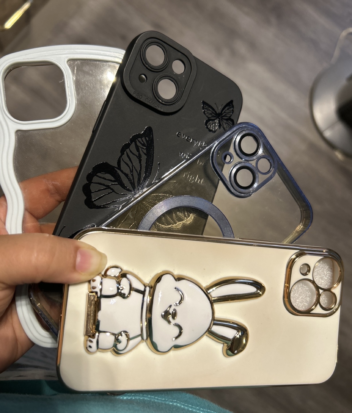 iPhone 14 cases thumbnail