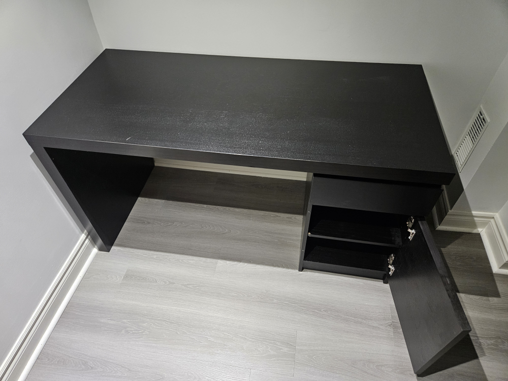 Ikea Malm desk