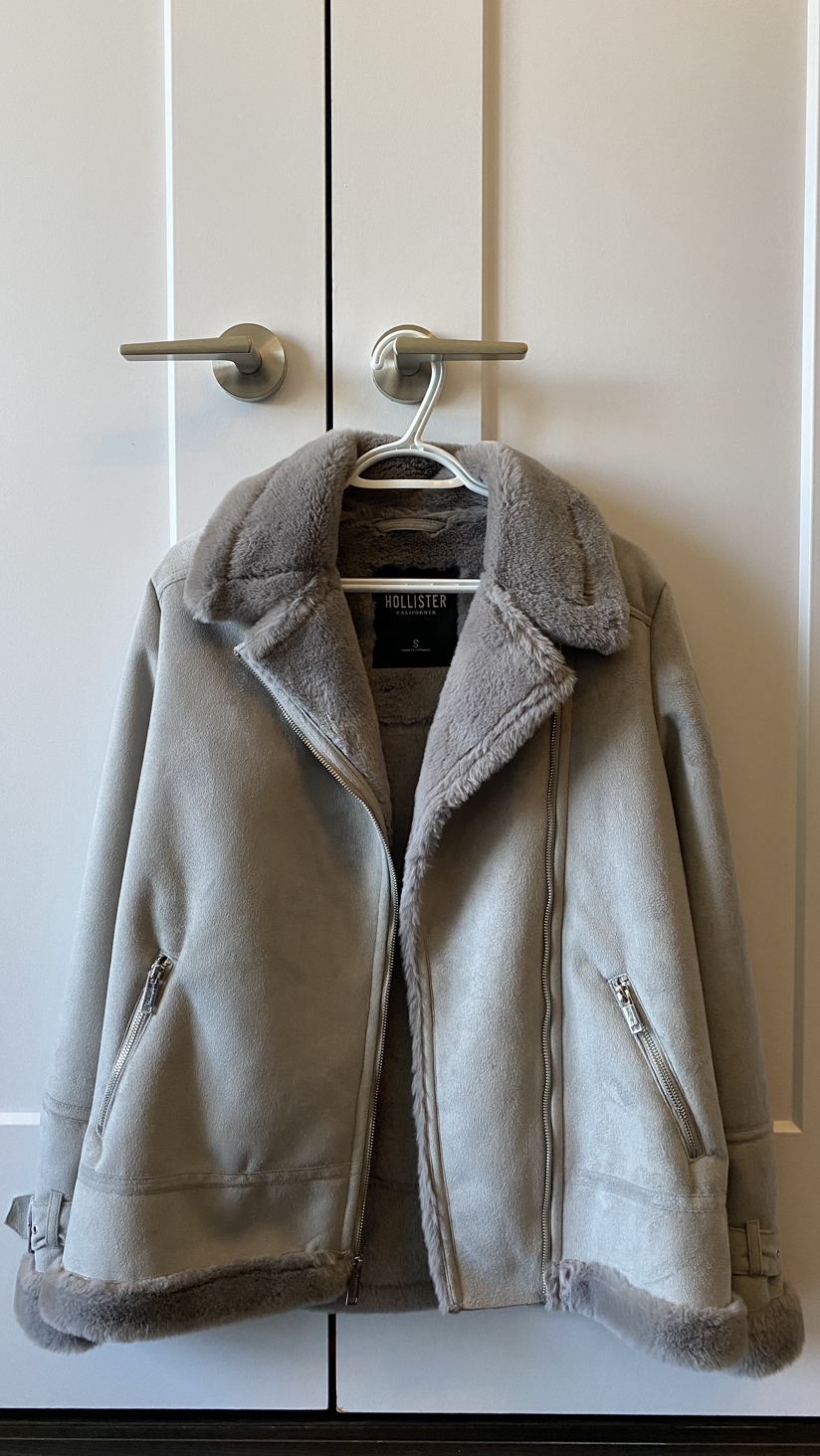 Hollister Faux Shearling jacket - photo 2