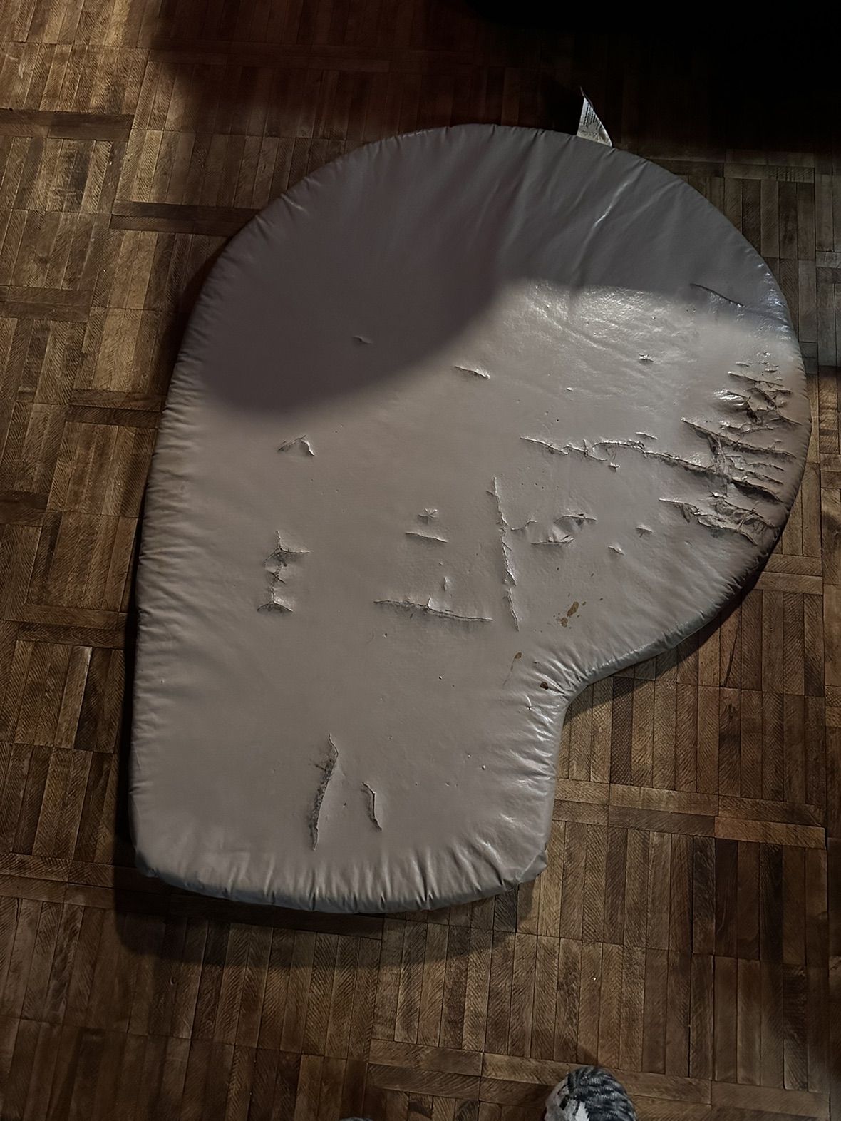 Large Petmate Indigo Dogloo Doghouse - photo 5