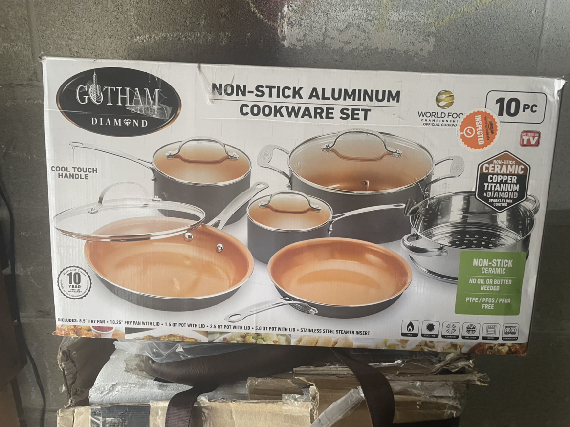 Brand new Cookware Set, 10 Piece Kitchen - photo 3