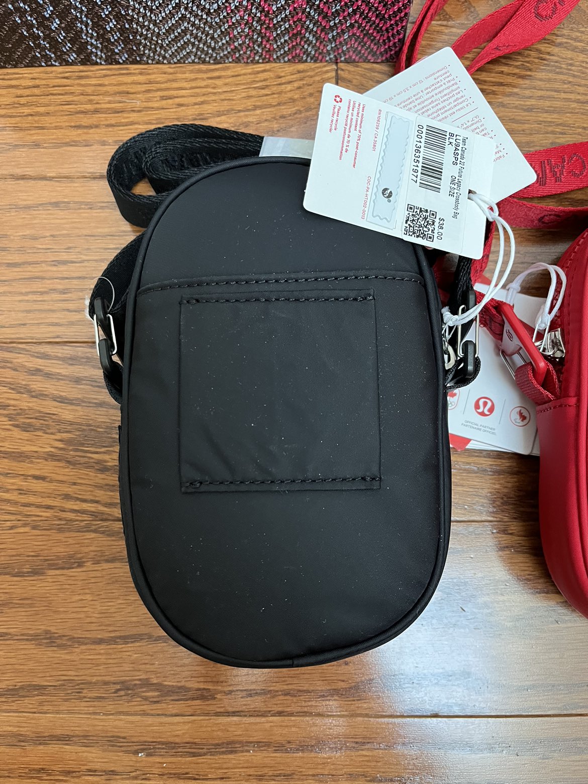 Brand new Lululemon Canadian Crossbody - photo 3