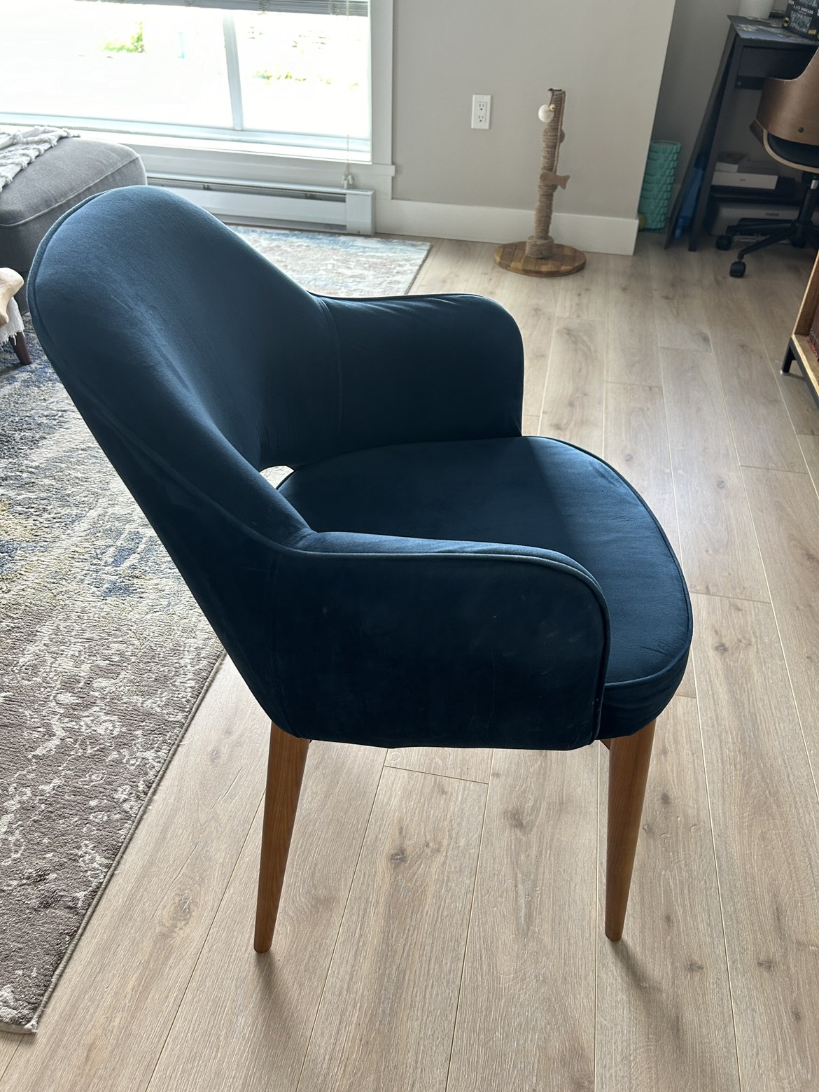 Set of 4 Blue velvet dining chairs - photo 4