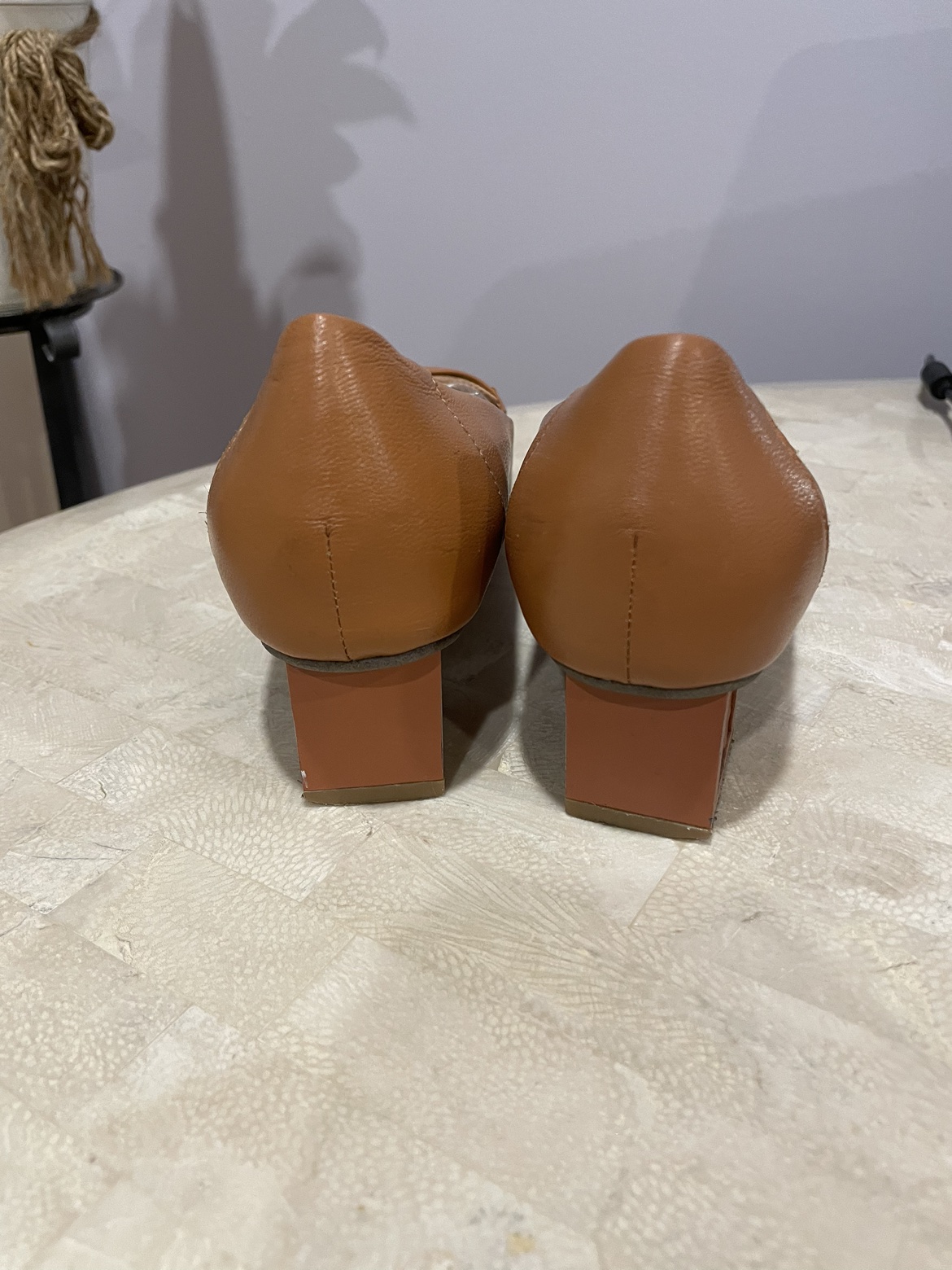 New leather shoes image indicator(3)