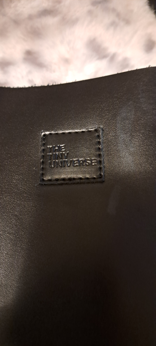 The Tiny Universe Black leather bag image indicator(6)