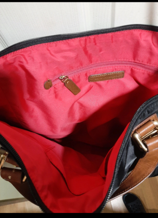 Banana Republic image indicator(8)