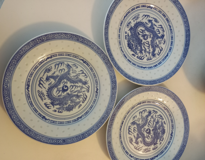 Vintage Chinese porcelain rice eye serving bowls and plates - photo 3