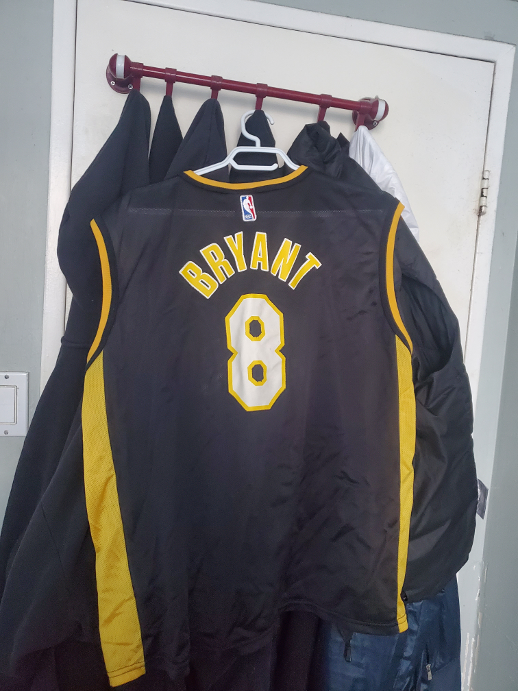 NBA LA Lakers Kobe Bryant Black Gold Large Jersey image indicator(3)