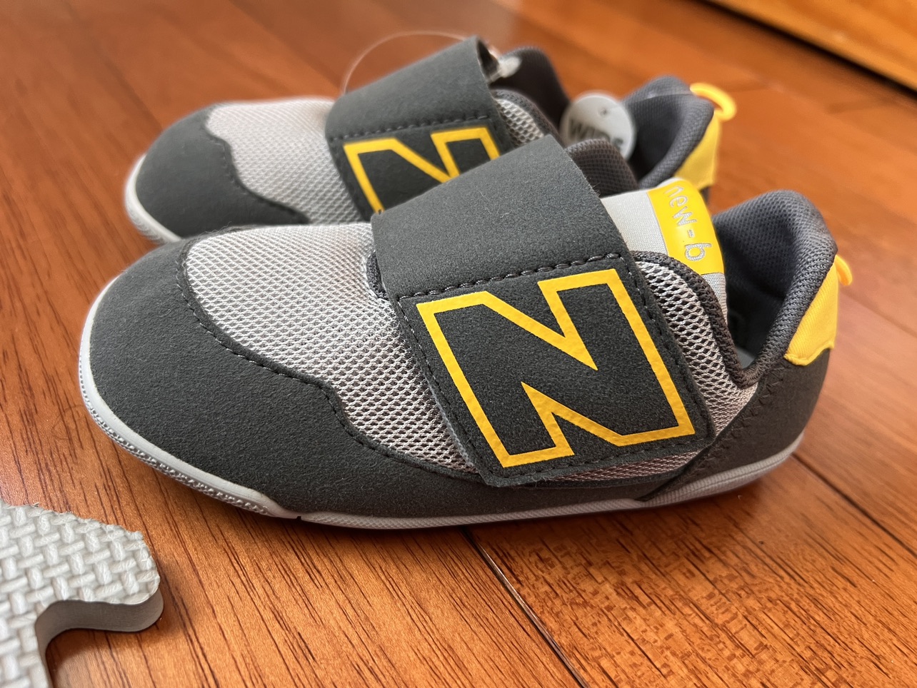 Kids’ New Balance NEW-B Hook & Loop