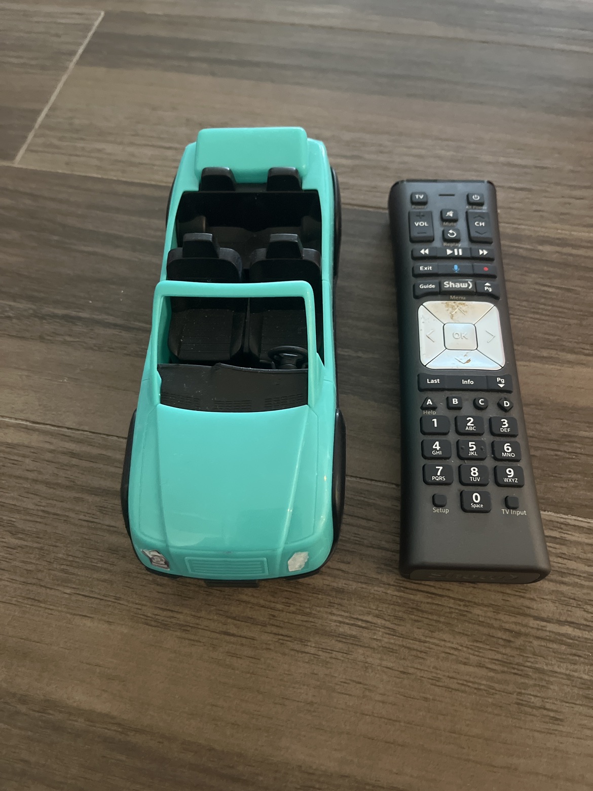 🥕 small Car for kids (remote for size reference) - photo 2