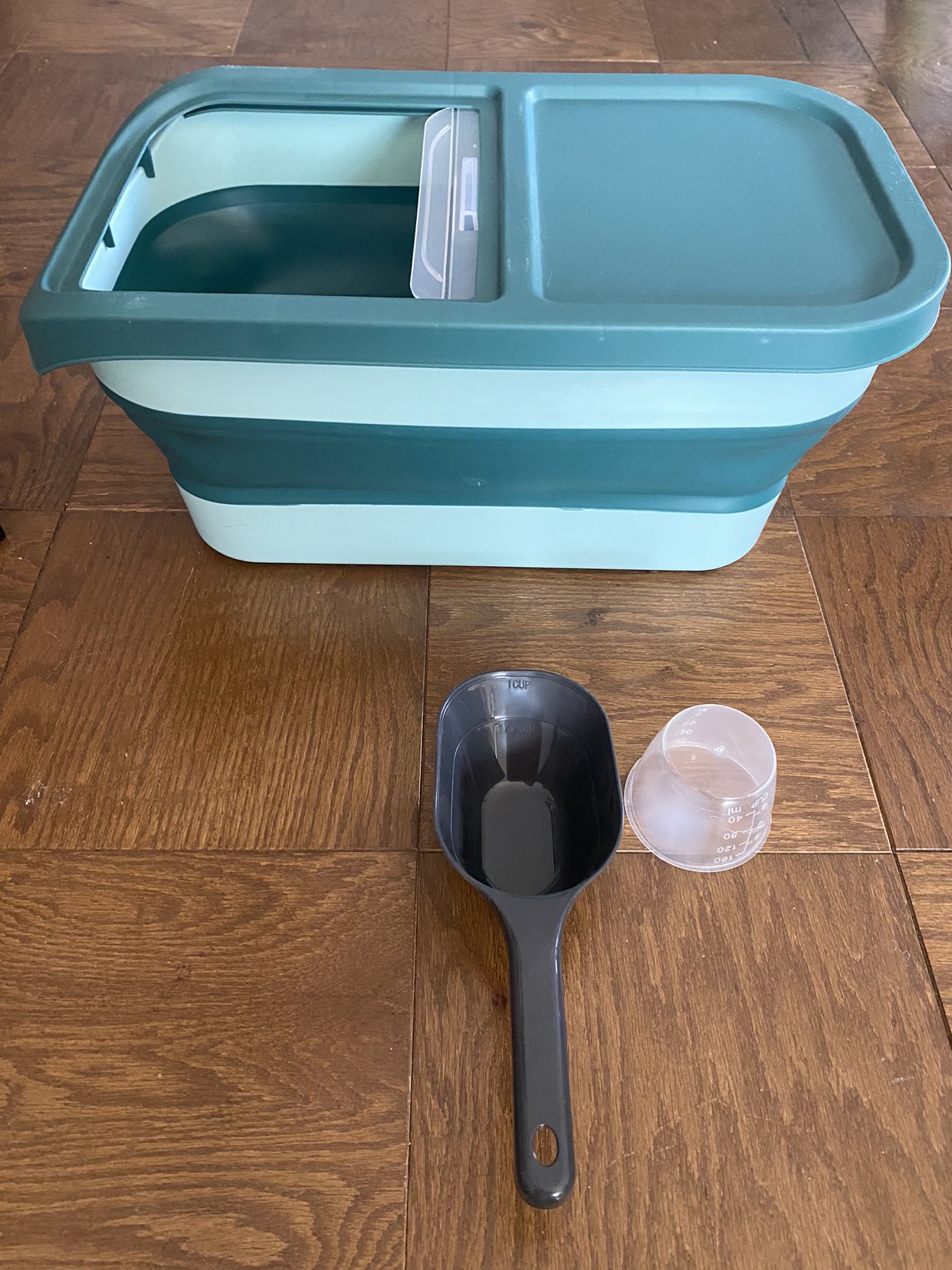 Collapsible Storage Bin