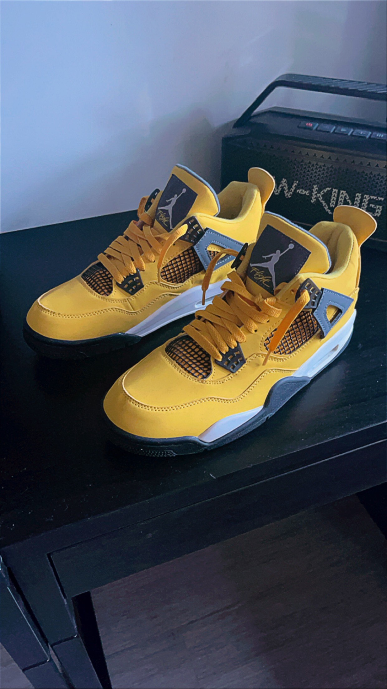 Jordan 4 retro lightning - photo 3
