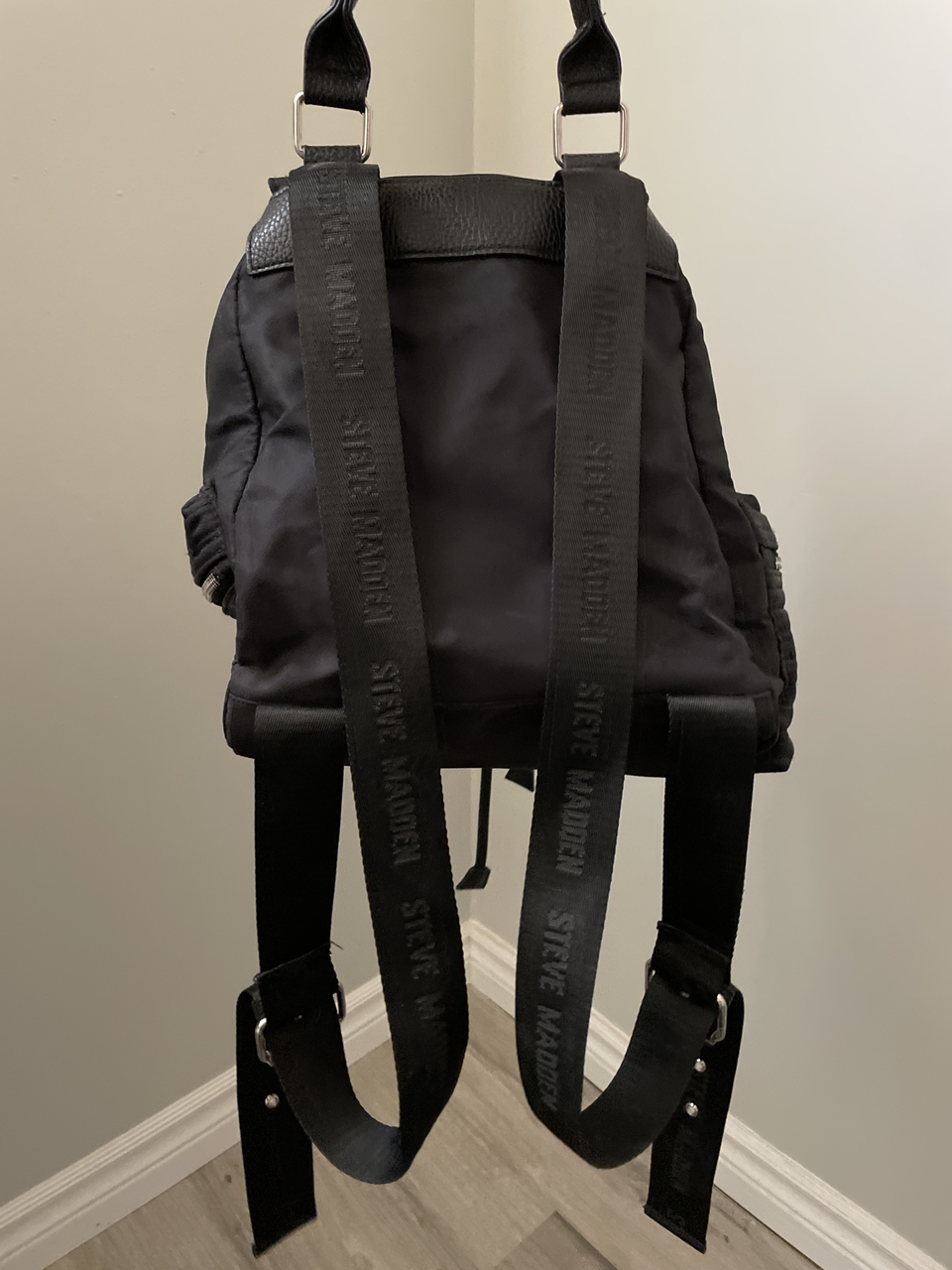 Steve Madden Backpack image indicator(2)