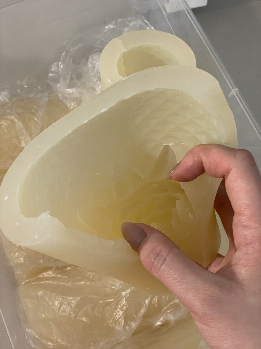 Silicone pineapple molds - photo 4