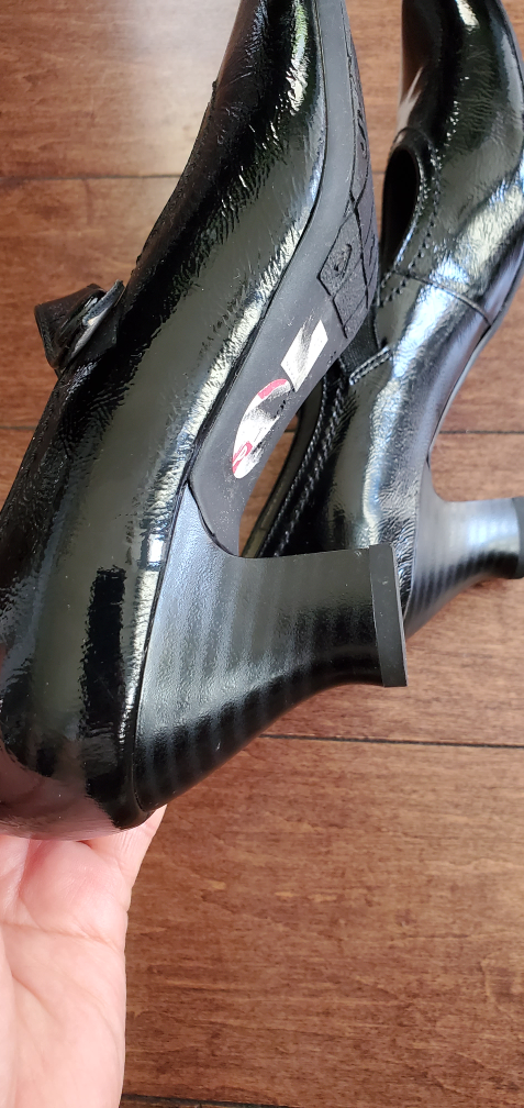 patent leather brand new shoes image indicator(2)