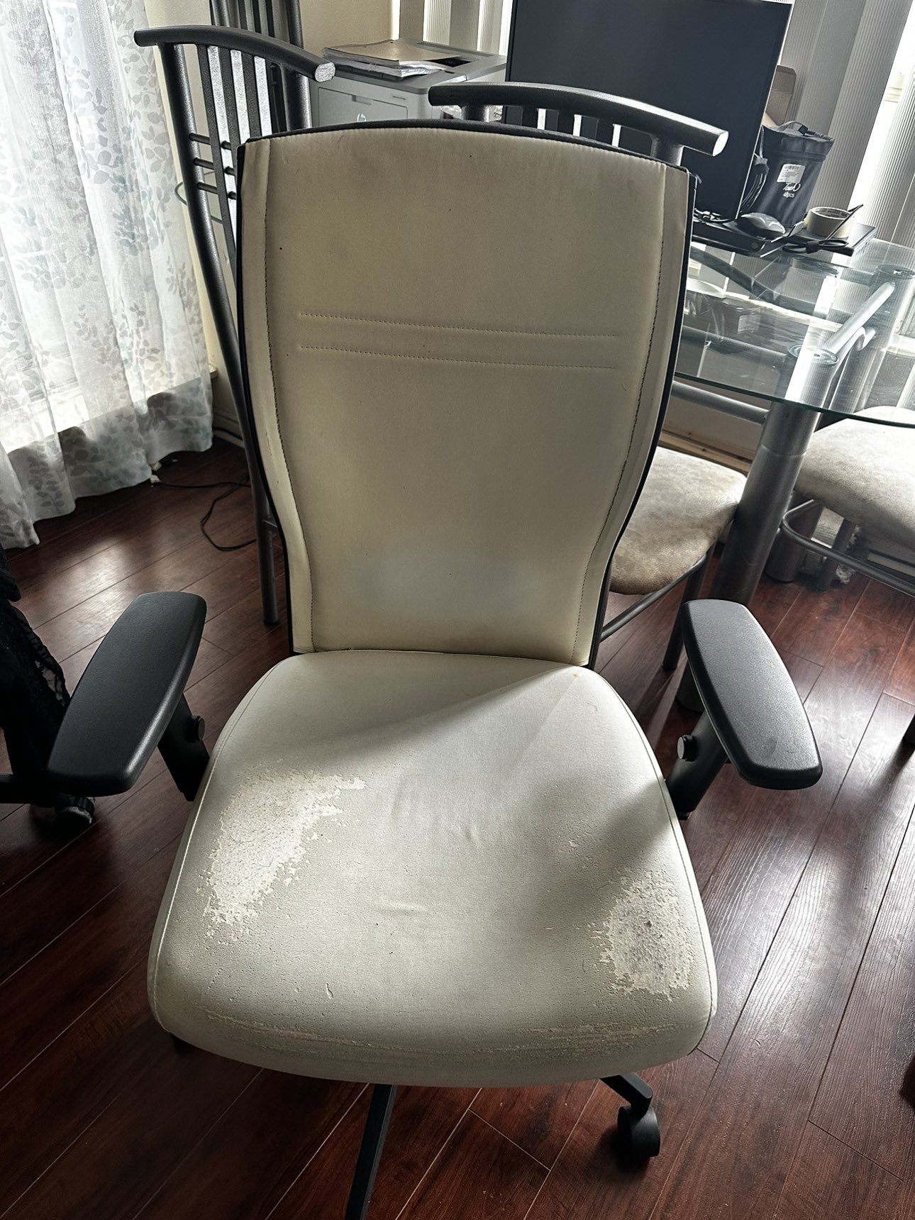 Office chair #freecycle thumbnail