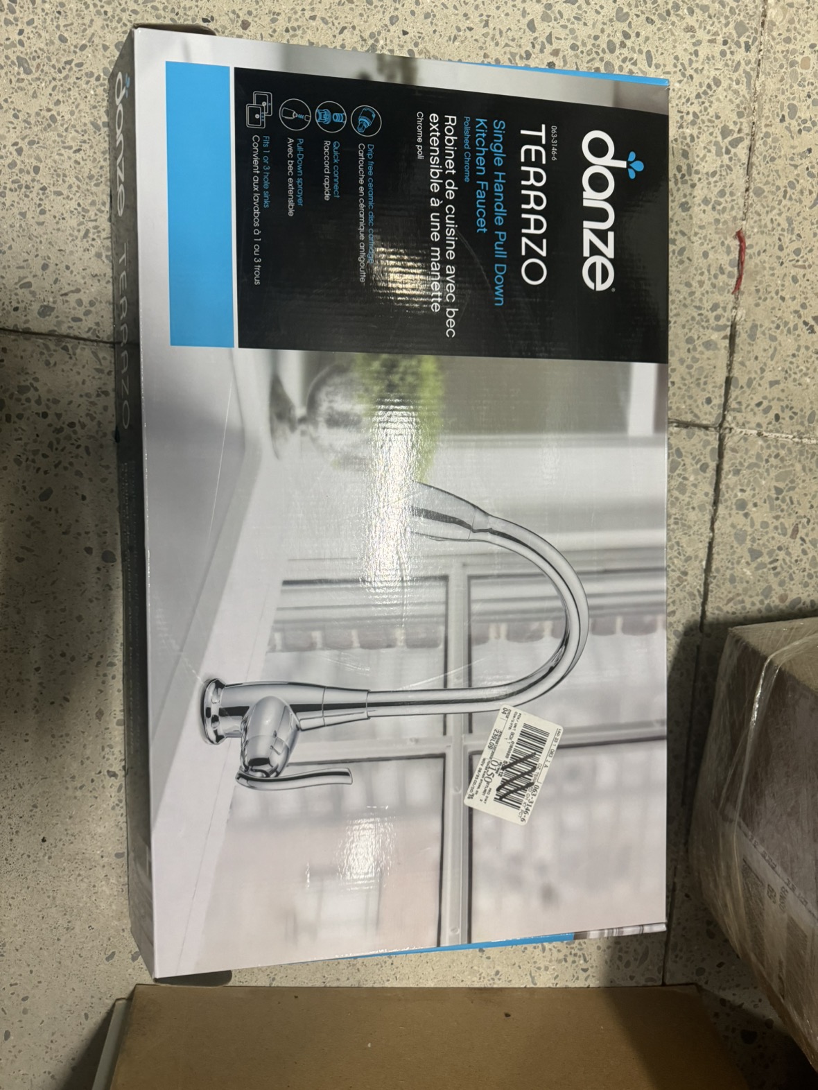 BN Danze Terrazo Single Handle Pull Down Kitchen Faucet, Chrome image indicator(2)