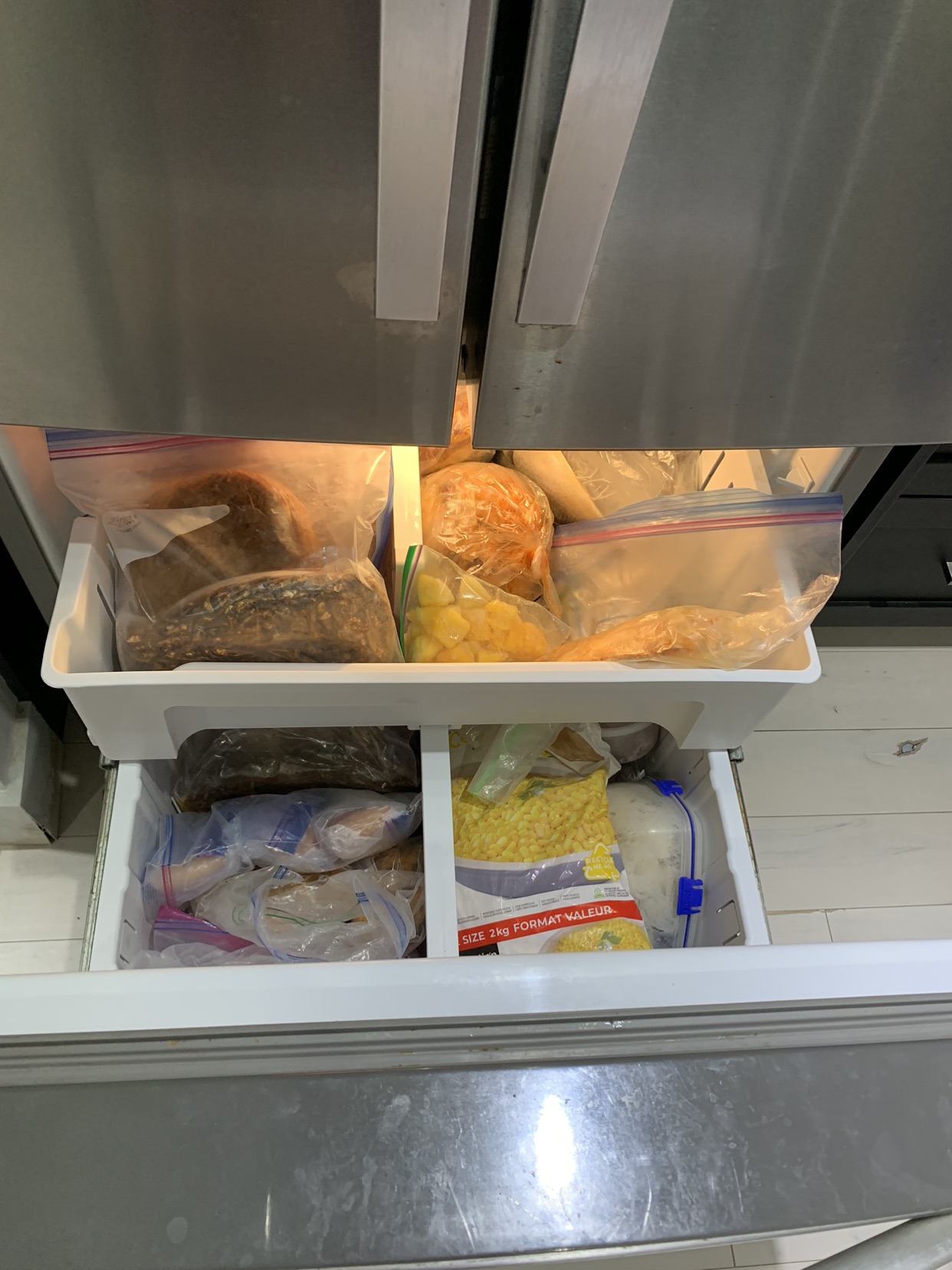 Whirlpool French Door Refrigerator image indicator(4)