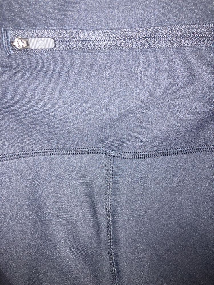 Lululemon jogging pants black size6 image indicator(3)